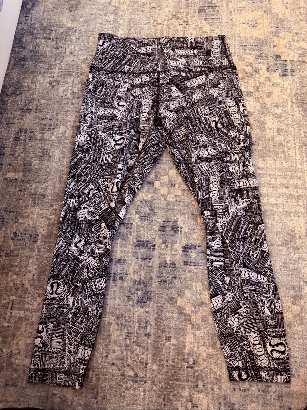 Black and White Lulu Logo Leggings